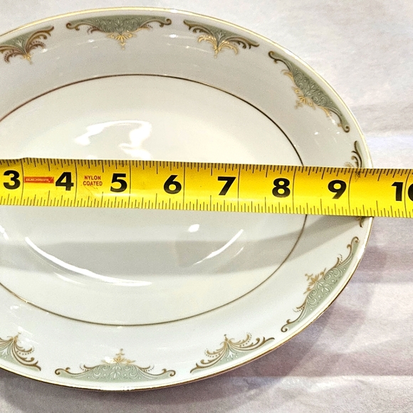 "Valhala", Oval Vegetable Bowl by Mikasa. - Picture 5 of 7